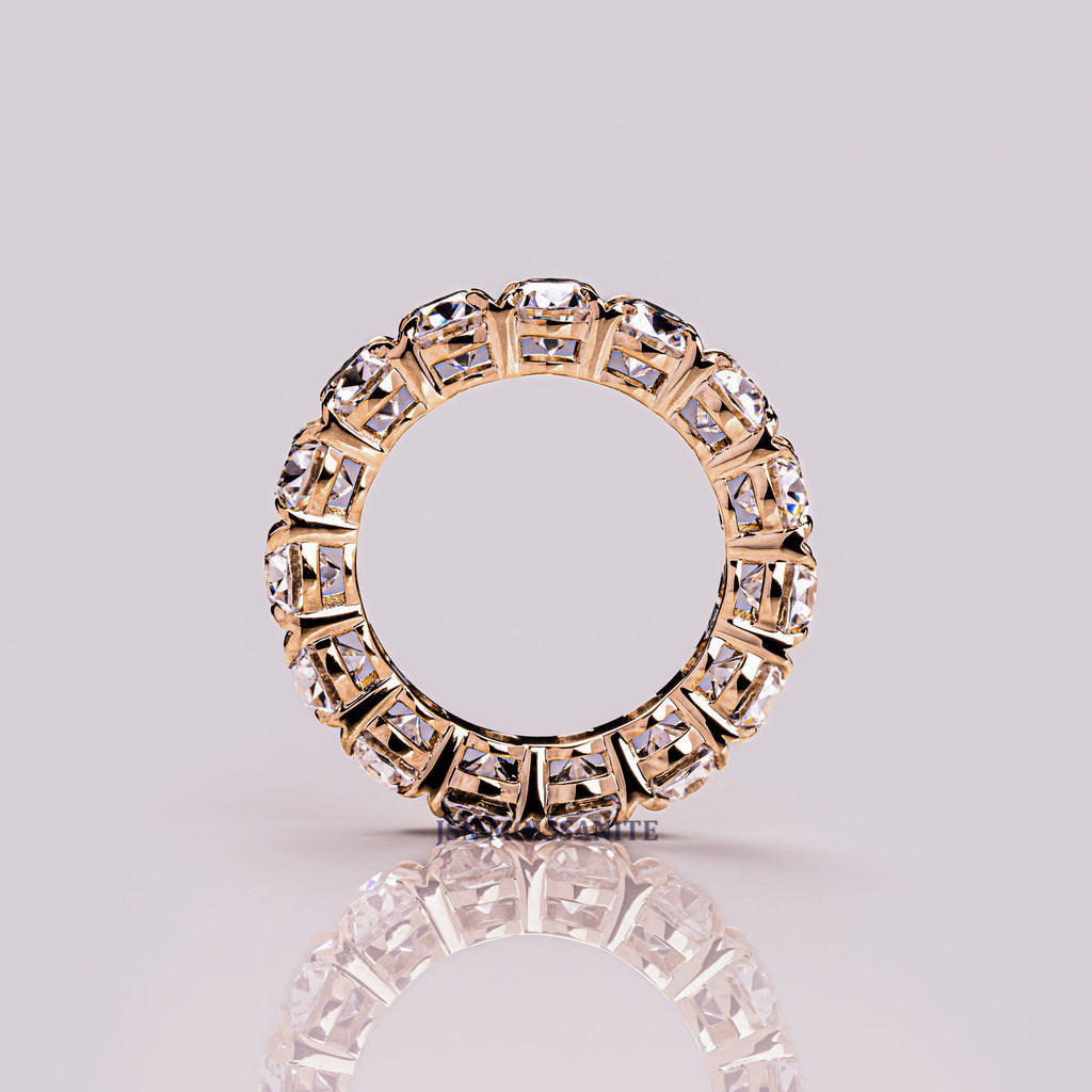 6-Carat Gold Wedding Band for Women