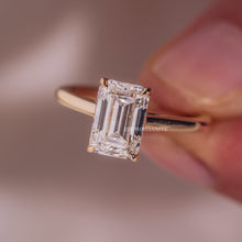 4 CT Emerald Cut Moissanite Claw Prong Solitaire Engagement Ring