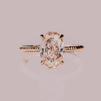 2.5 CT Oval Cut Moissanite Diamond Solitaire Engagement Ring