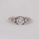 Round Cut Diamond Ring