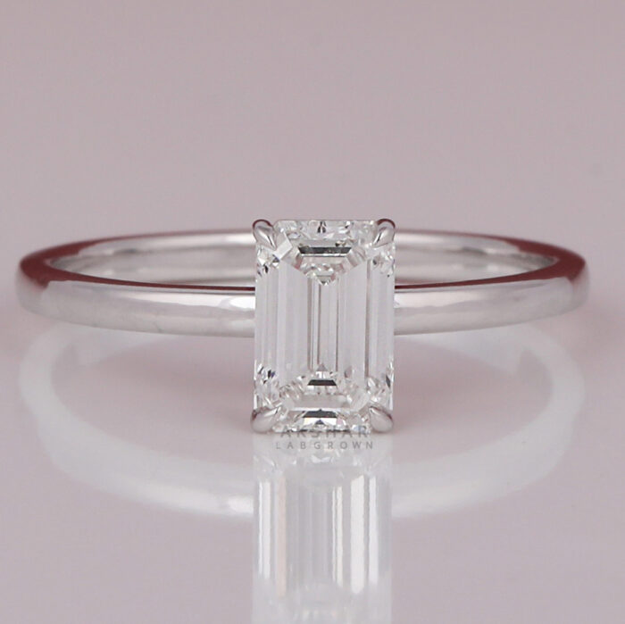 emerald cut engagement ring diamond​