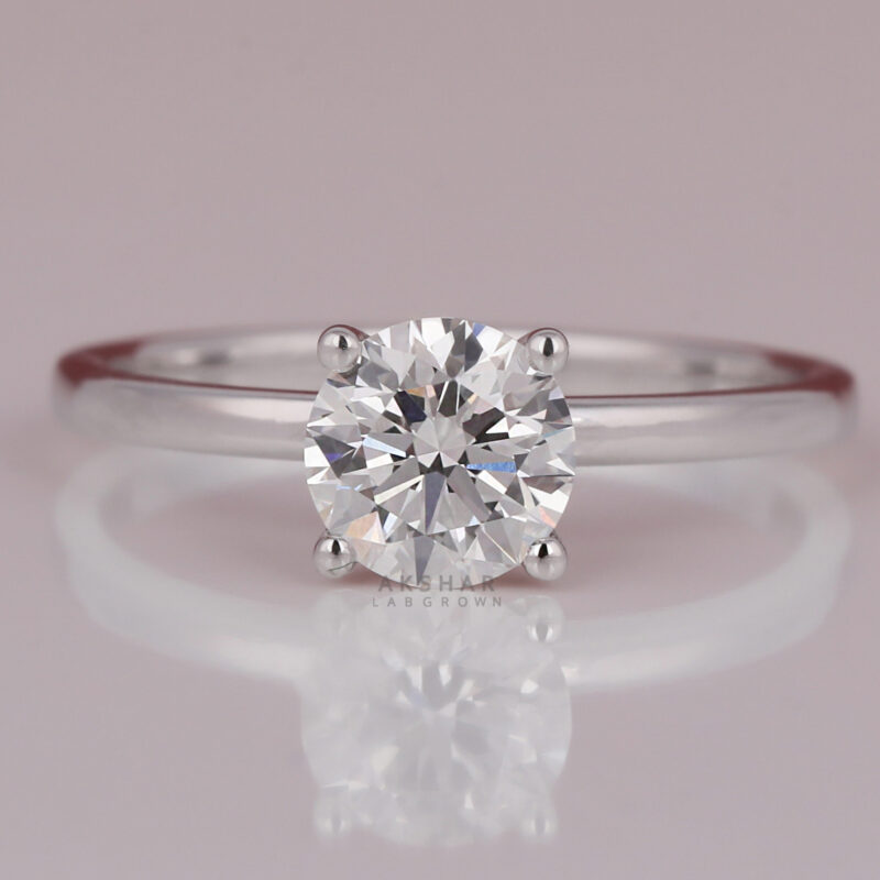 round solitaire engagement ring​