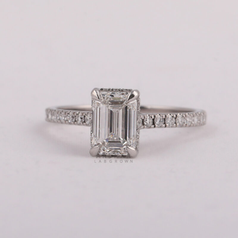 emerald cut emerald ring​