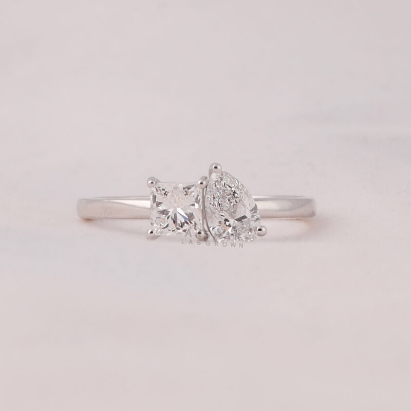 two stone ring​