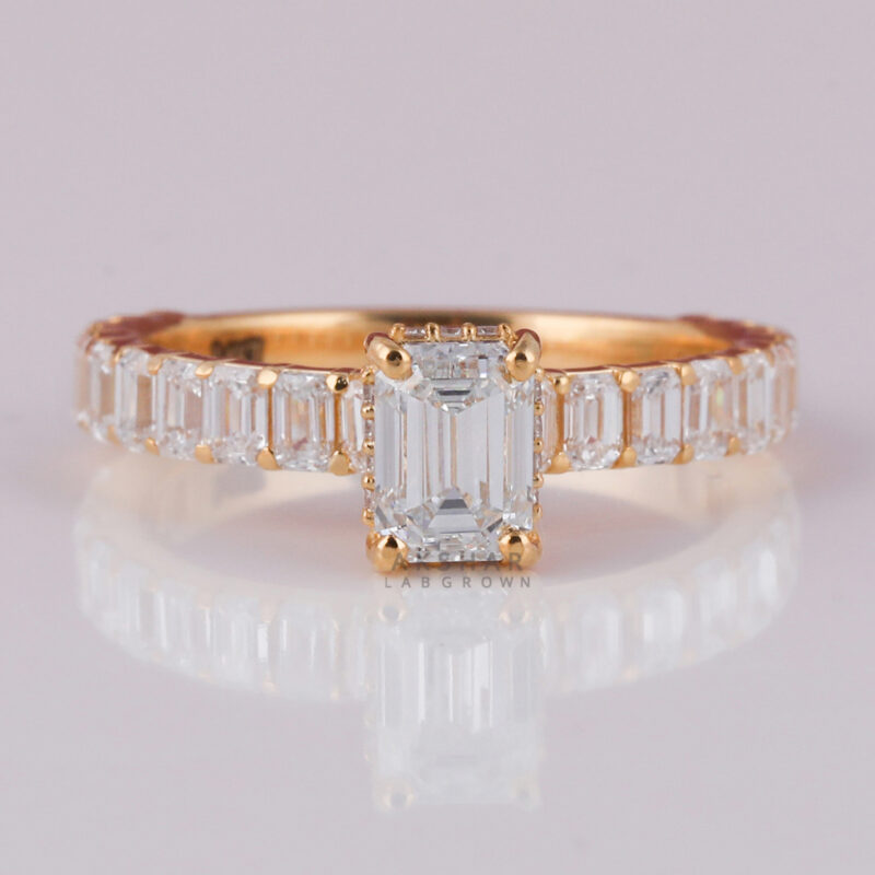 emerald engagement rings